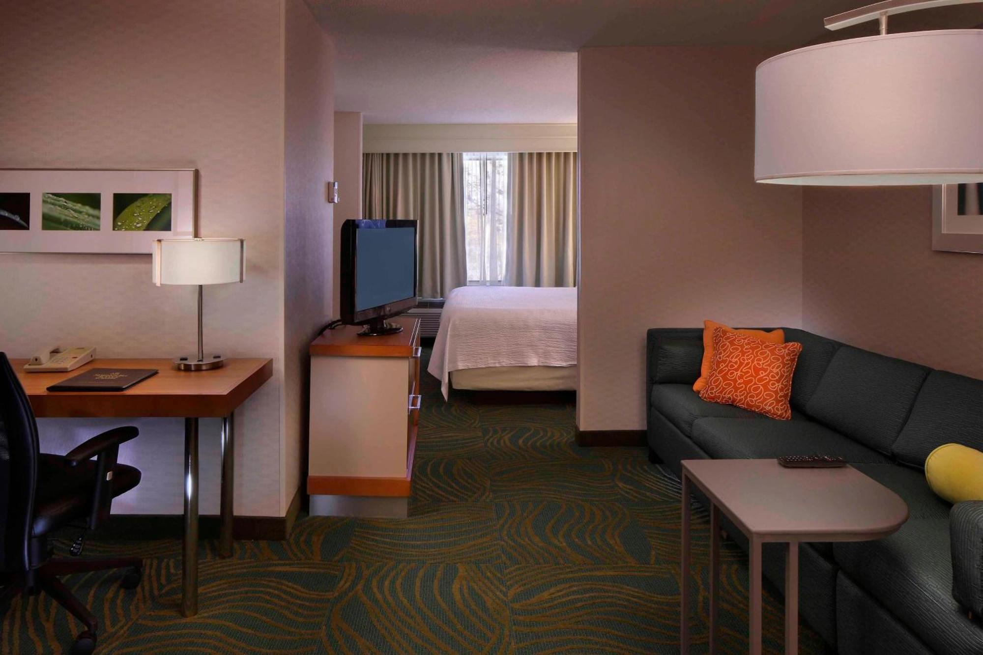 Springhill Suites By Marriott Waterford / Mystic New London Exterior foto
