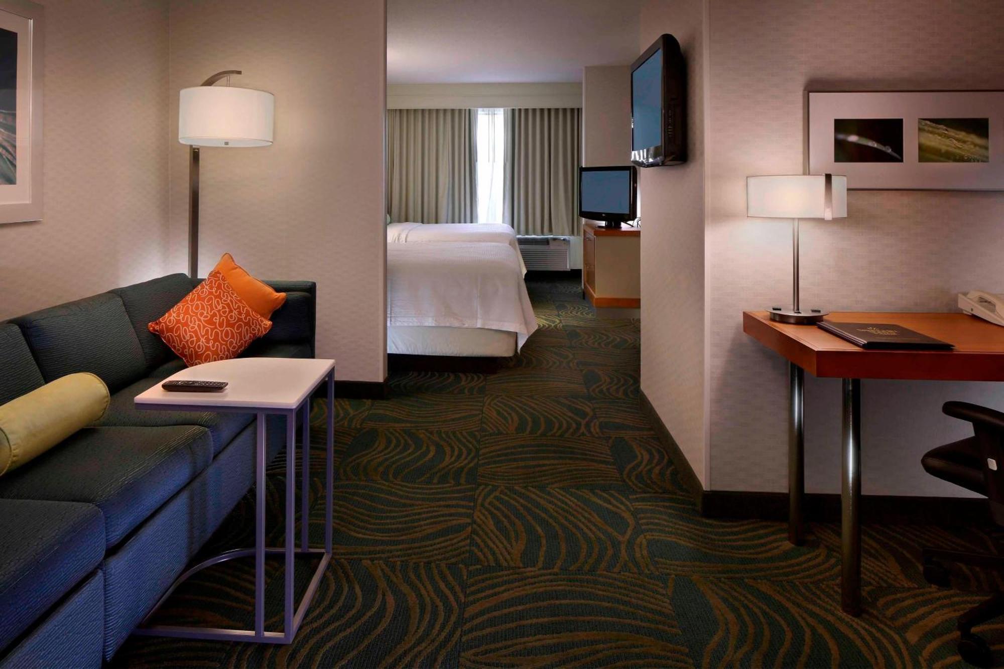 Springhill Suites By Marriott Waterford / Mystic New London Exterior foto